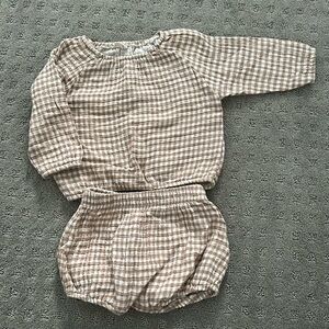 Lightweight gingham top and bloomer set